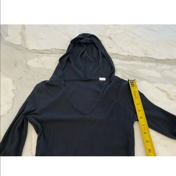 STEPHANIE B BLACK HOODIE LONG SLEEVE T-SHIRT SMALL - Picture 11 of 15